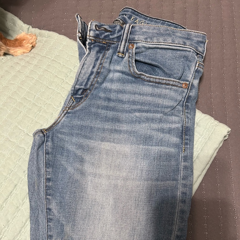 1 pair of American Eagle Jeans Size 28x30